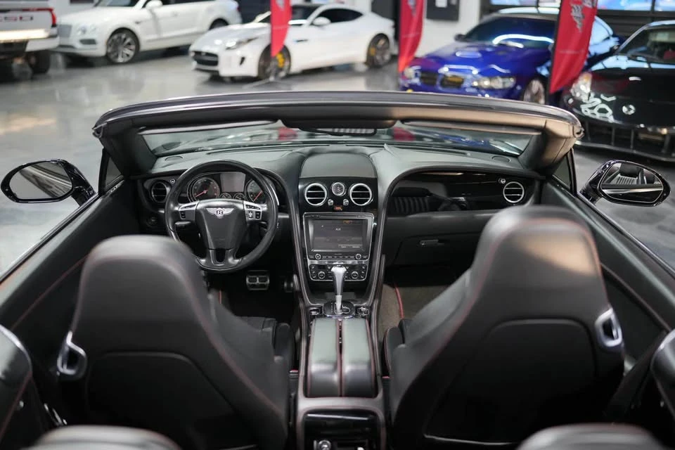 2017 Bentley Continental GT V8 2nd Gen - Image 13 of 14