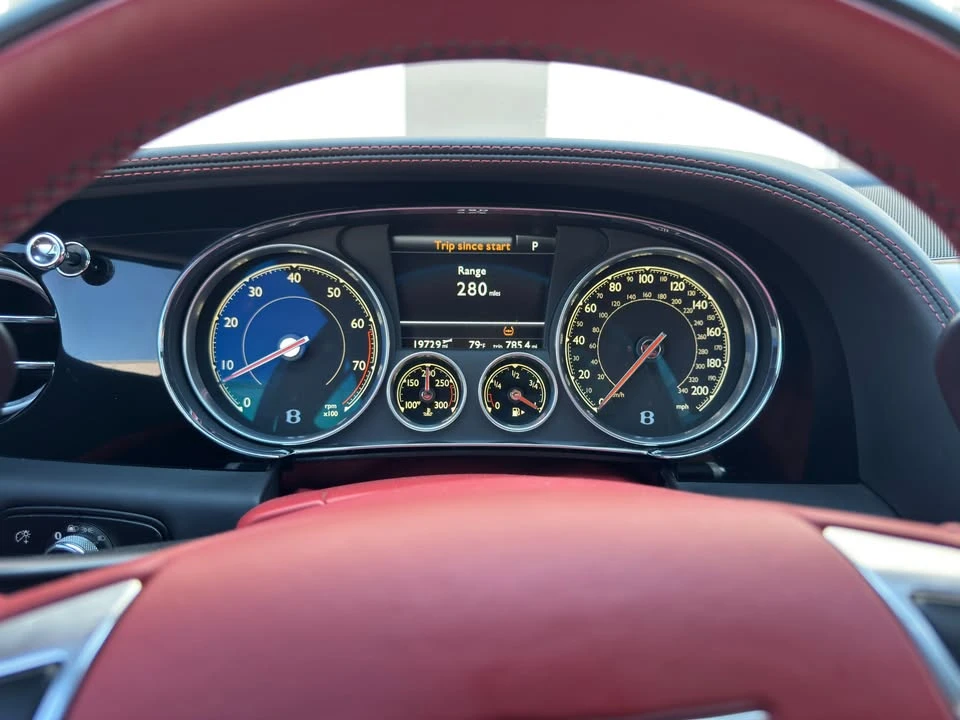 2017 Bentley Continental GT V8 2nd Gen - Image 15 of 19