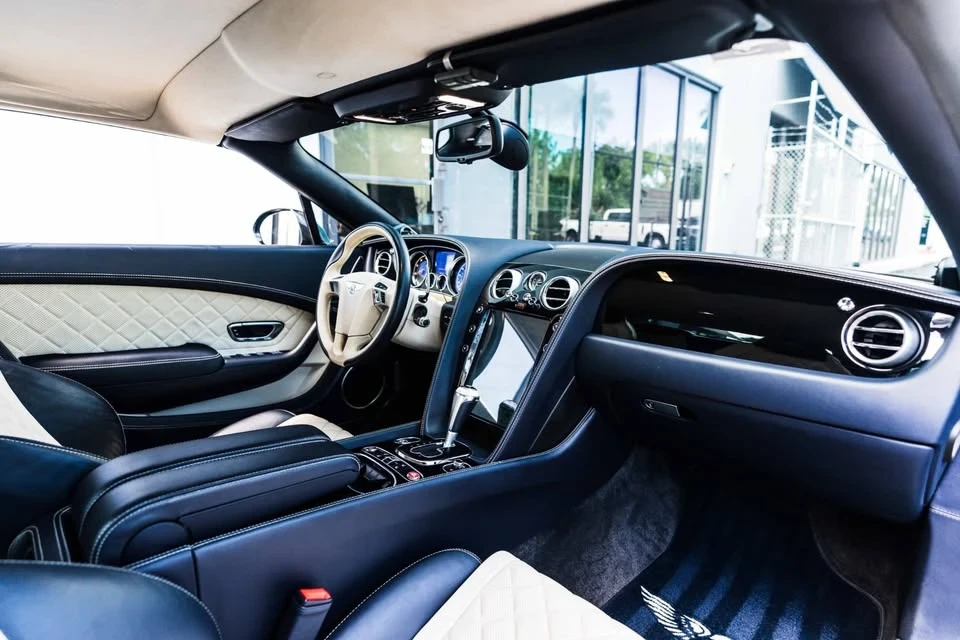 2017 Bentley Continental GTC - Image 14 of 15