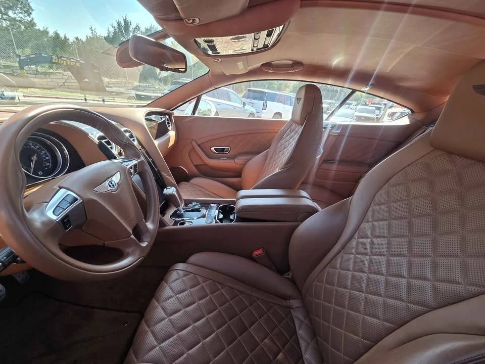 2017 Bentley Continental GT V8 2nd Gen - Image 11 of 14