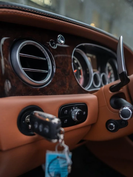 2017 Bentley Continental Flying Spur - Image 18 of 18