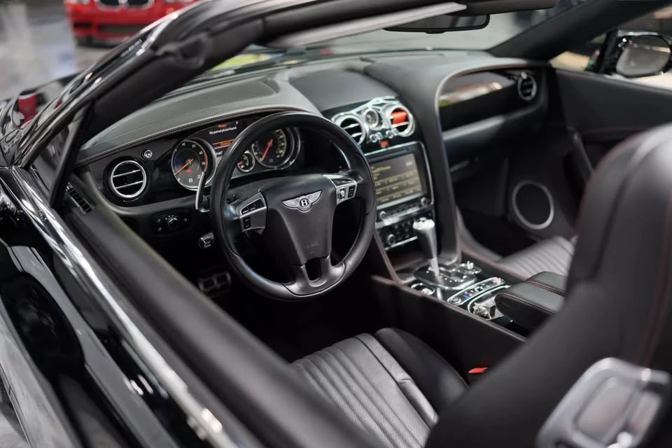 2017 Bentley Continental GTC - Image 17 of 18