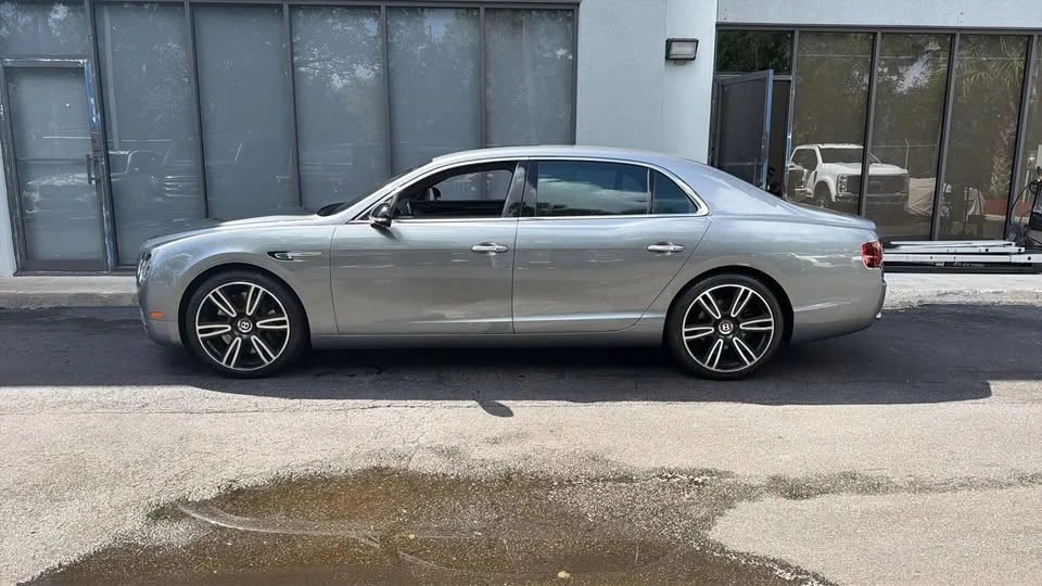 2017 Bentley Continental Flying Spur - Image 3 of 12