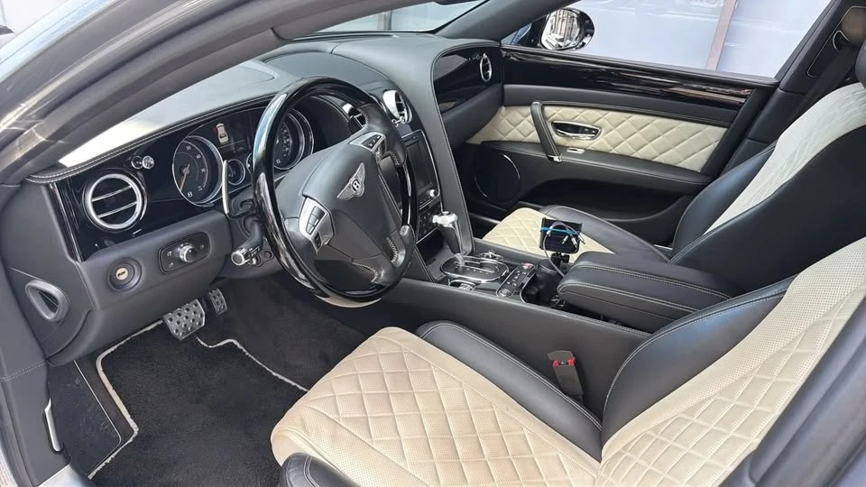 2017 Bentley Continental Flying Spur - Image 7 of 12
