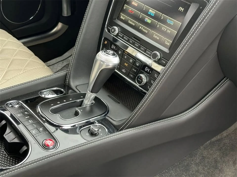 2017 Bentley Continental - Image 17 of 20