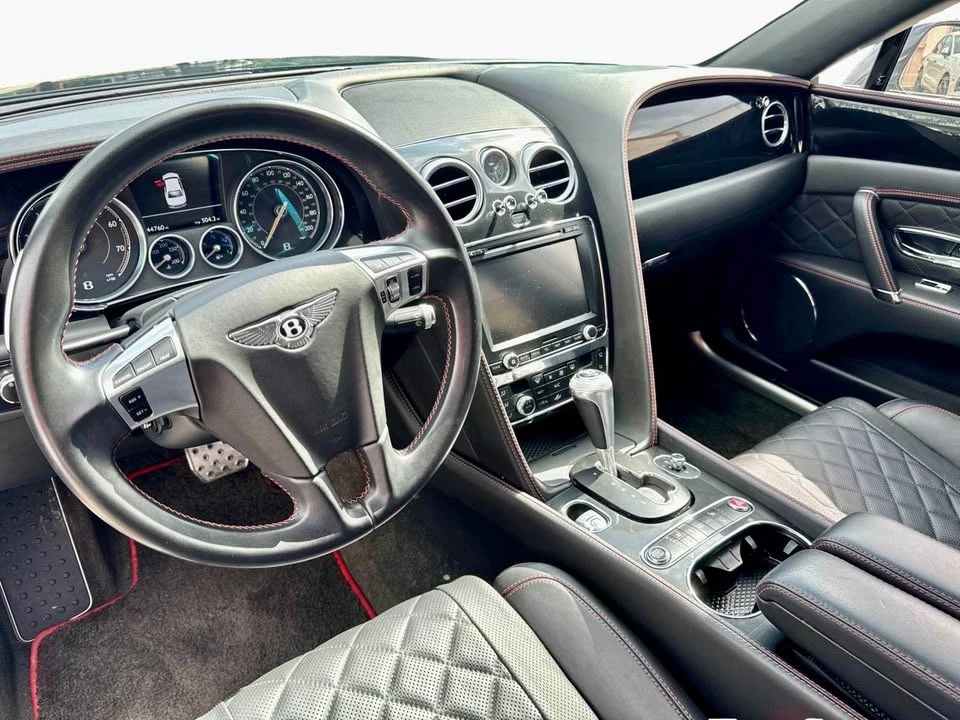 2017 Bentley Continental Flying Spur - Image 10 of 20