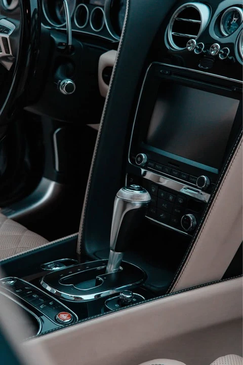 2017 Bentley Continental - Image 11 of 19