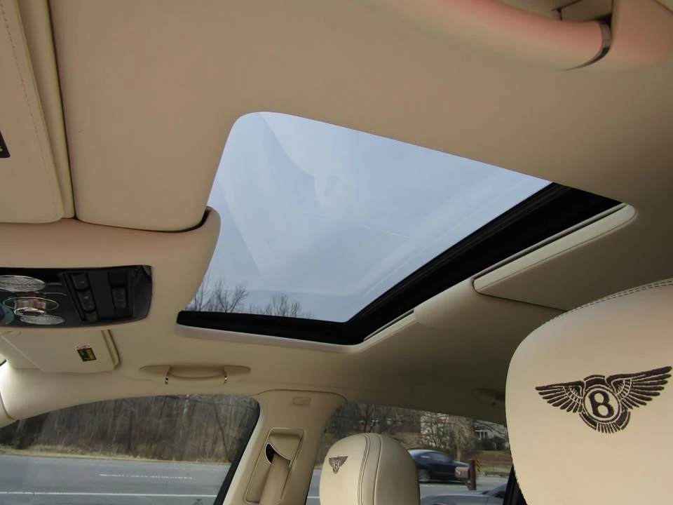 2017 Bentley Continental Flying Spur - Image 14 of 20