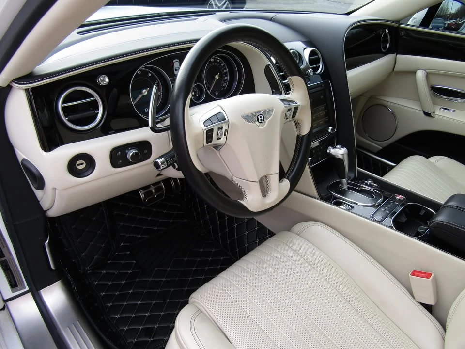 2017 Bentley Continental Flying Spur - Image 10 of 20
