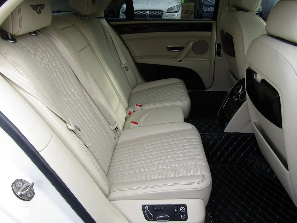 2017 Bentley Continental Flying Spur - Image 16 of 20