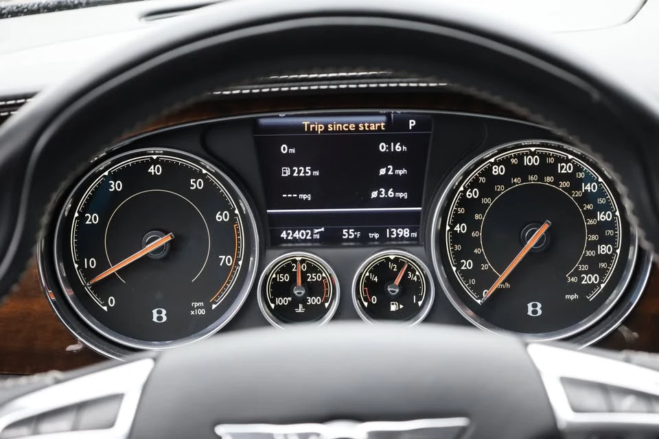 2017 Bentley Continental Flying Spur - Image 18 of 20