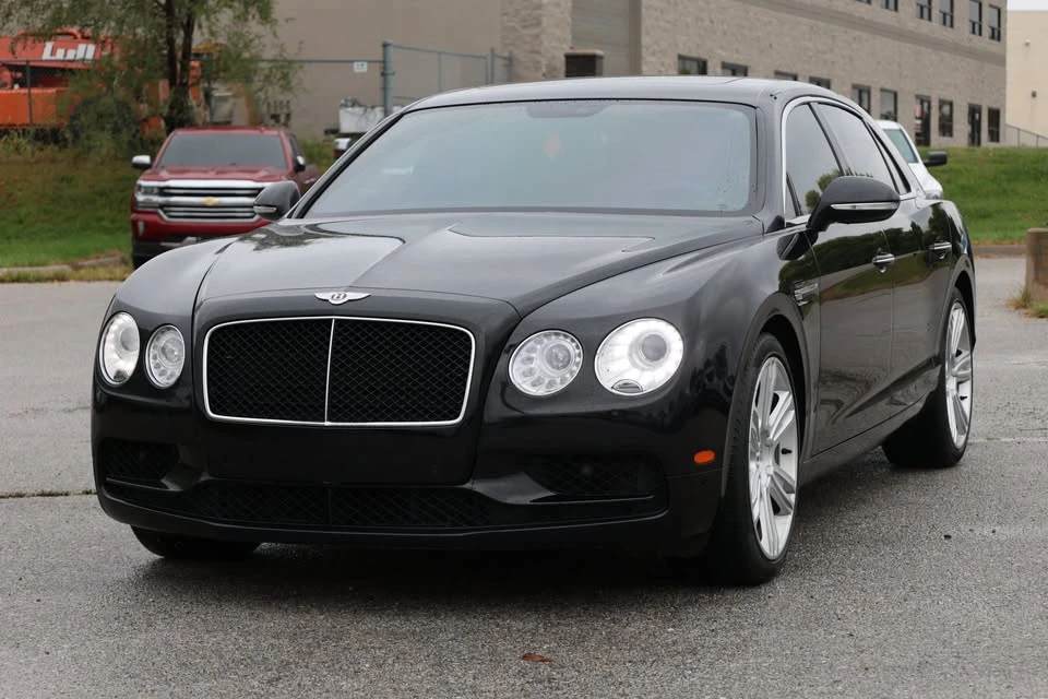 2017 Bentley Continental Flying Spur - Image 6 of 20