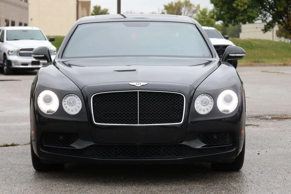 2017 Bentley Continental Flying Spur - Image 2 of 20