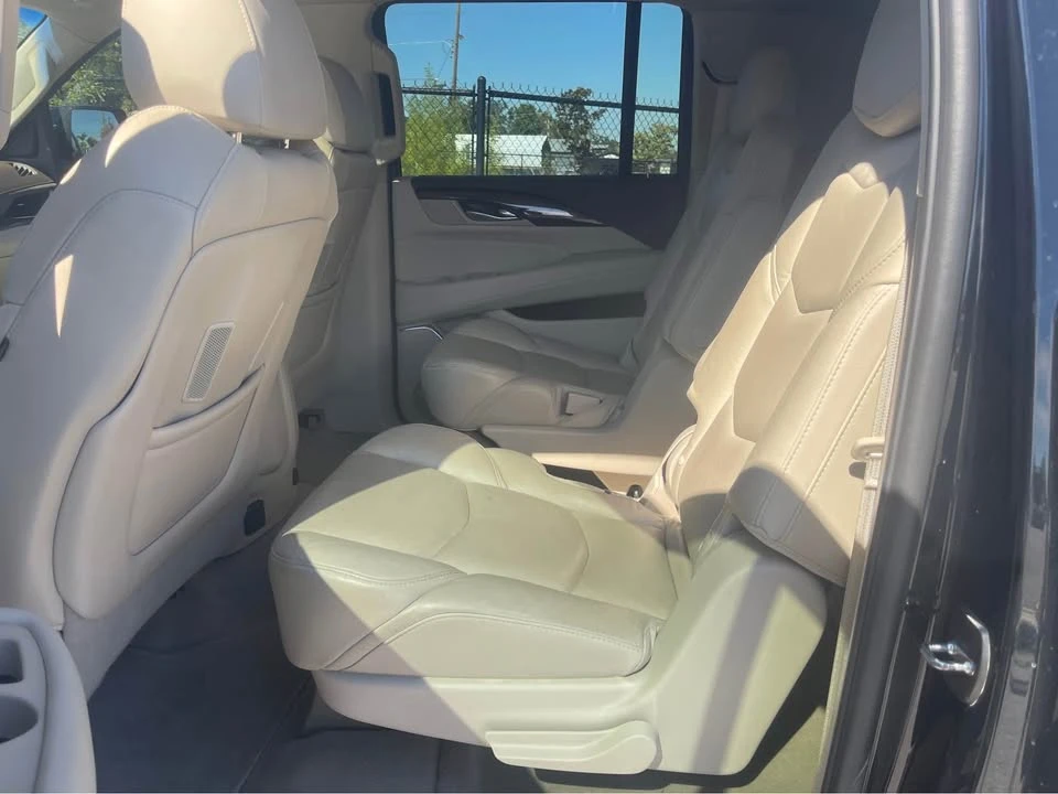 2017 Cadillac Escalade 4th Gen - Image 8 of 10