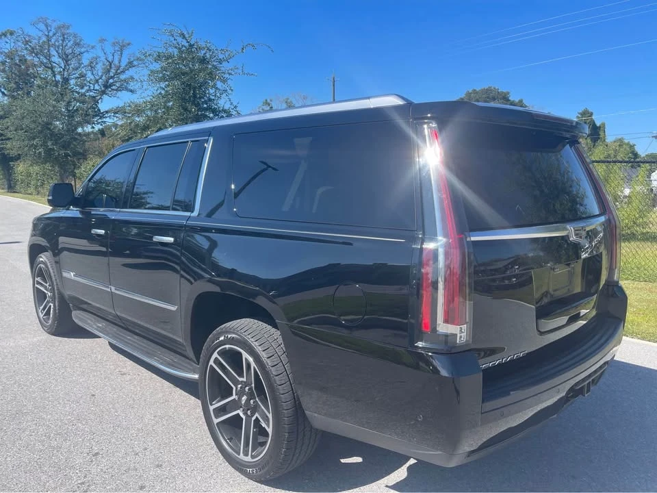 2017 Cadillac Escalade 4th Gen - Image 3 of 10