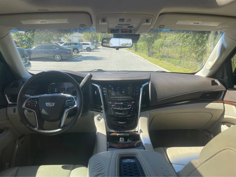 2017 Cadillac Escalade 4th Gen - Image 9 of 10