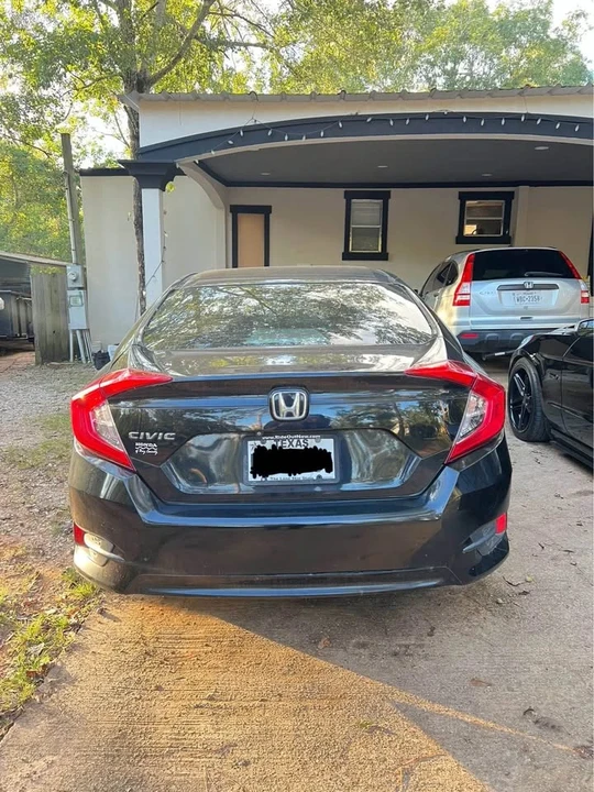 2017 Honda Civic 10th Gen - Image 10 of 10