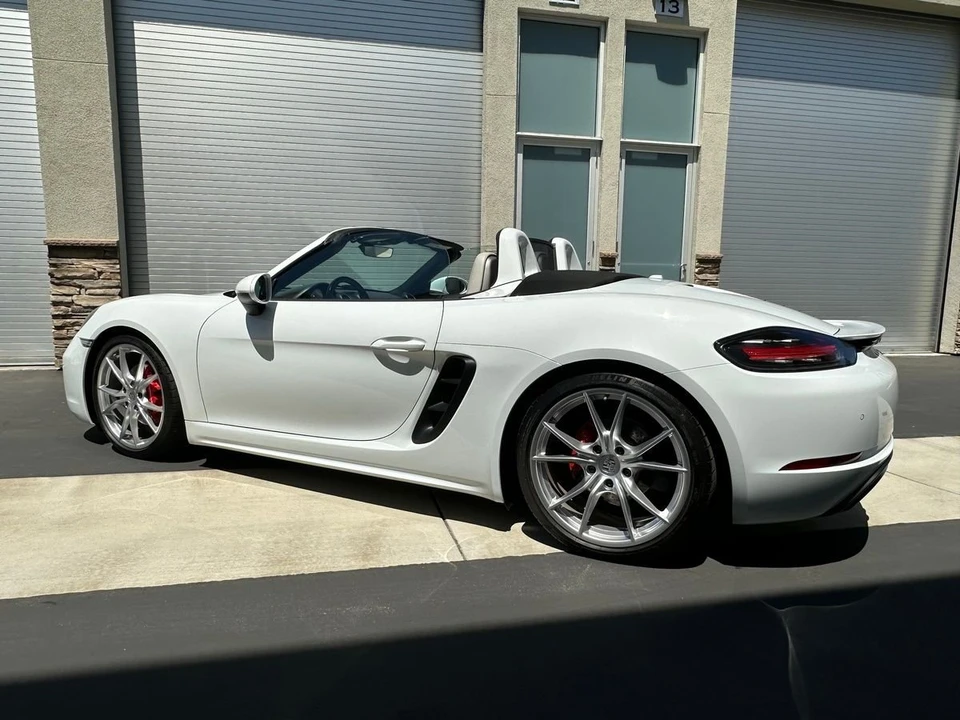 2017 Porsche 718 Boxster S - Image 3 of 7