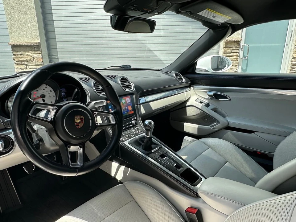 2017 Porsche 718 Boxster S - Image 4 of 7
