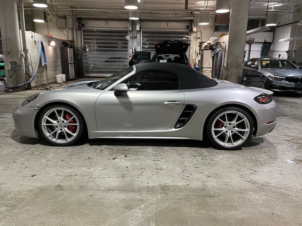 2017 Porsche 718 Boxster S - Image 8 of 31