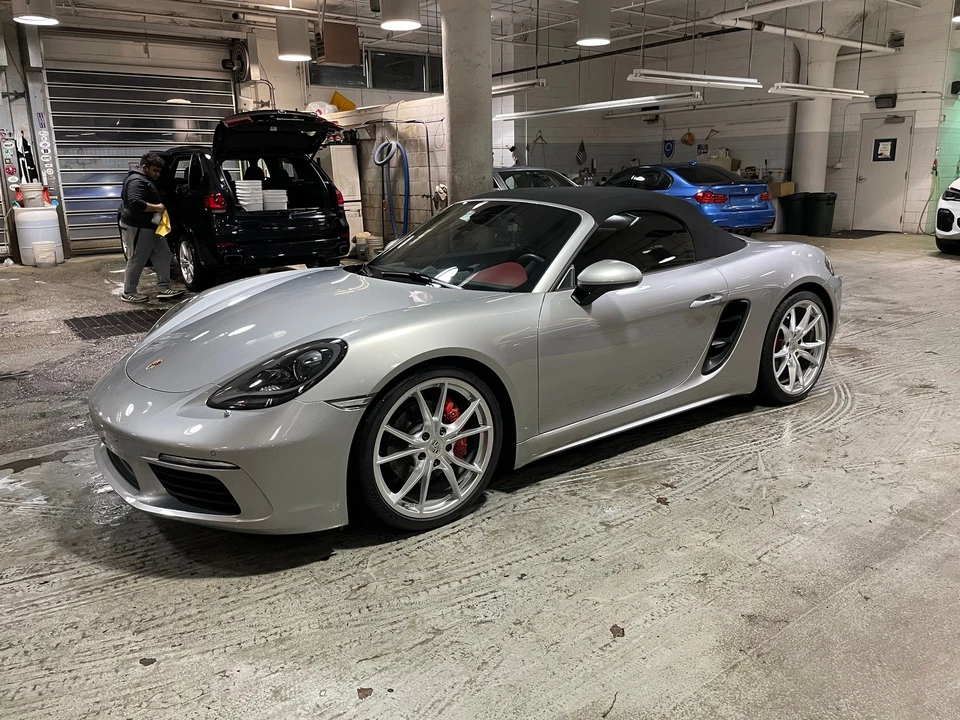 2017 Porsche 718 Boxster S - Image 9 of 31