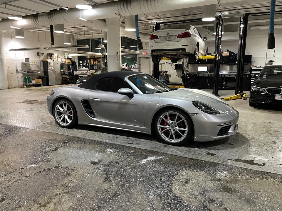 2017 Porsche 718 Boxster S - Image 13 of 31