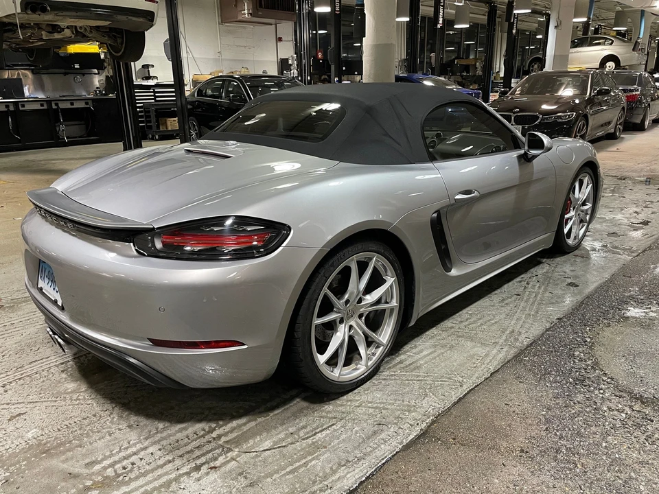 2017 Porsche 718 Boxster S - Image 26 of 31