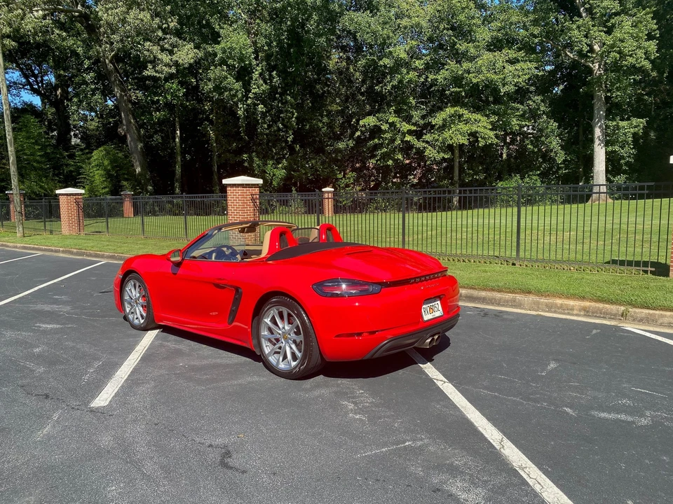 2017 Porsche 718 Boxster S - Image 9 of 26
