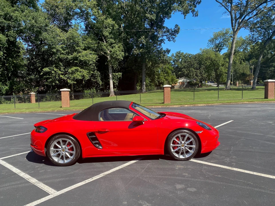 2017 Porsche 718 Boxster S - Image 3 of 26