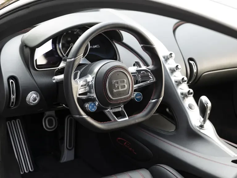 2017 Bugatti Chiron - Image 12 of 31