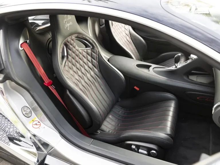 2017 Bugatti Chiron - Image 16 of 31