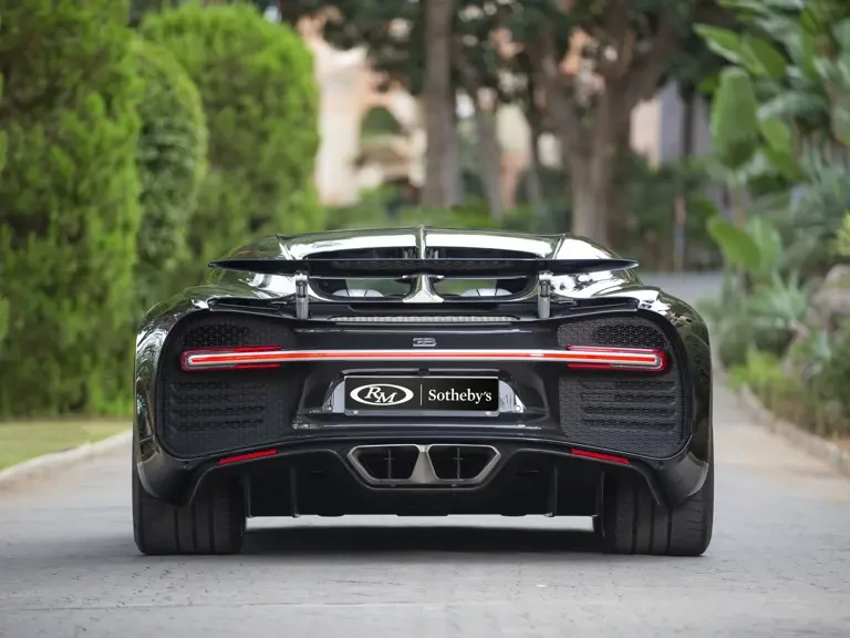 2017 Bugatti Chiron - Image 9 of 31