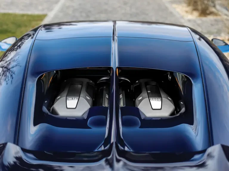 2017 Bugatti Chiron - Image 4 of 31