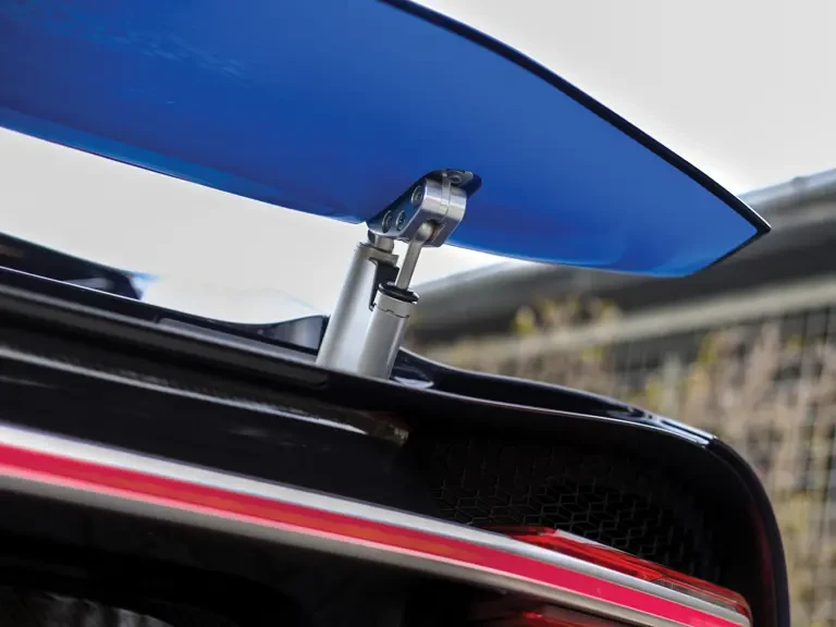 2017 Bugatti Chiron - Image 23 of 31