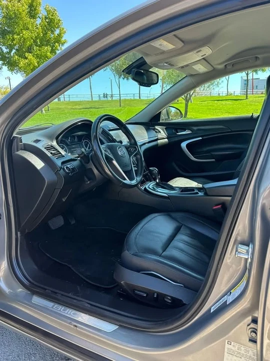 2017 Buick Regal - Image 8 of 11