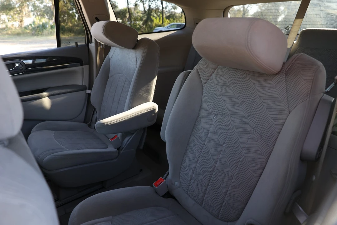 2017 Buick Enclave - Image 8 of 12