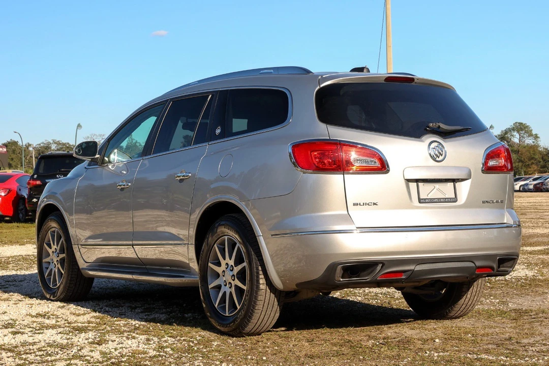 2017 Buick Enclave - Image 5 of 12