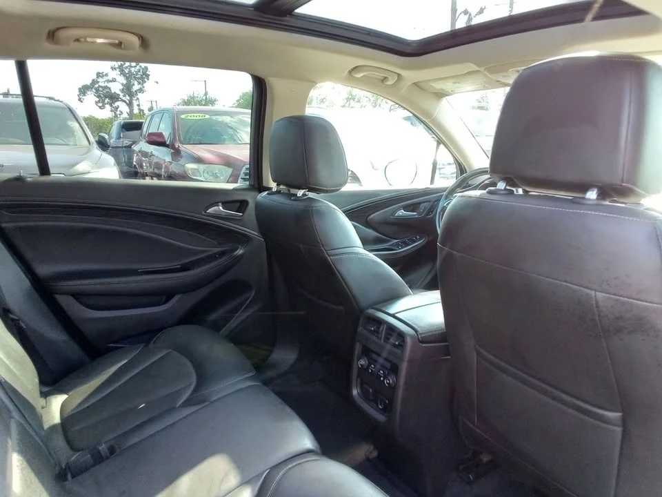 2017 Buick Envision - Image 15 of 19