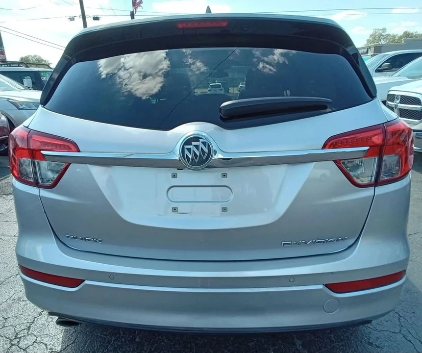 2017 Buick Envision - Image 6 of 19