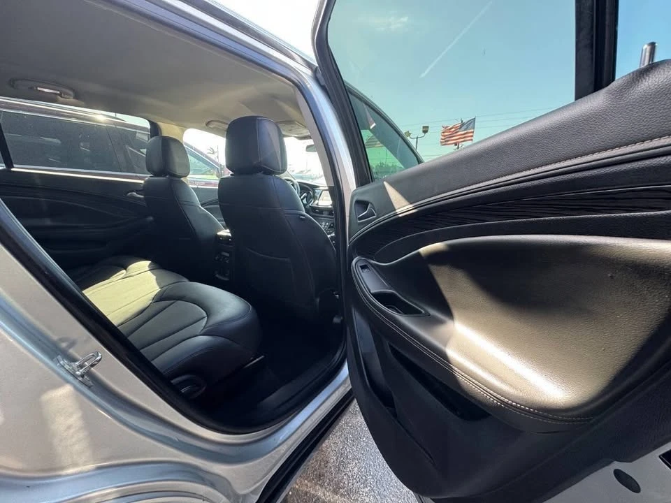 2017 Buick Envision - Image 18 of 19