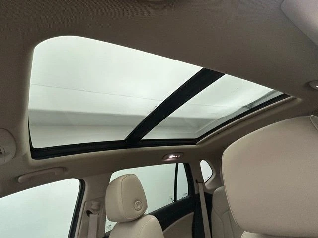 2017 Buick Envision - Image 10 of 12
