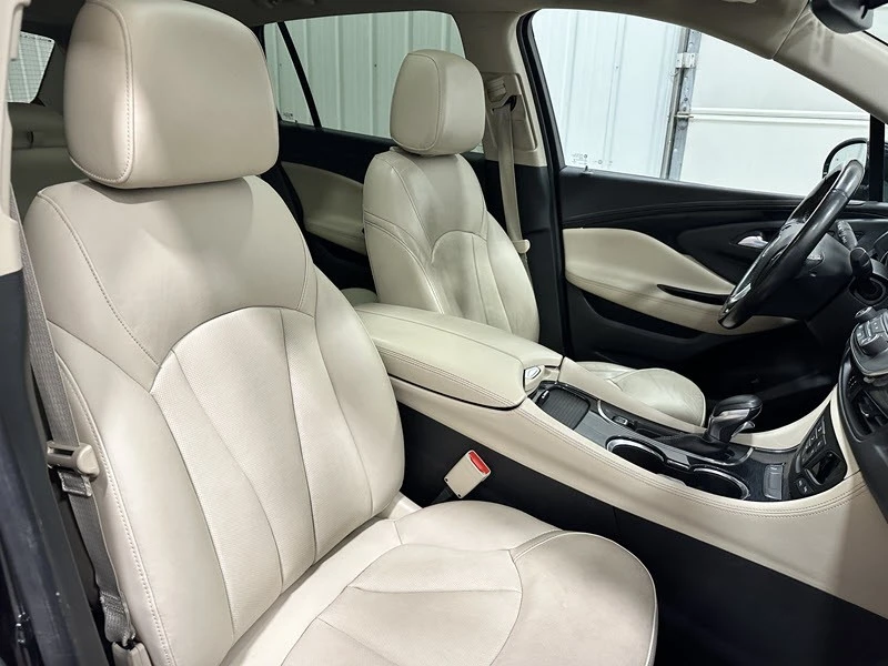 2017 Buick Envision - Image 19 of 24