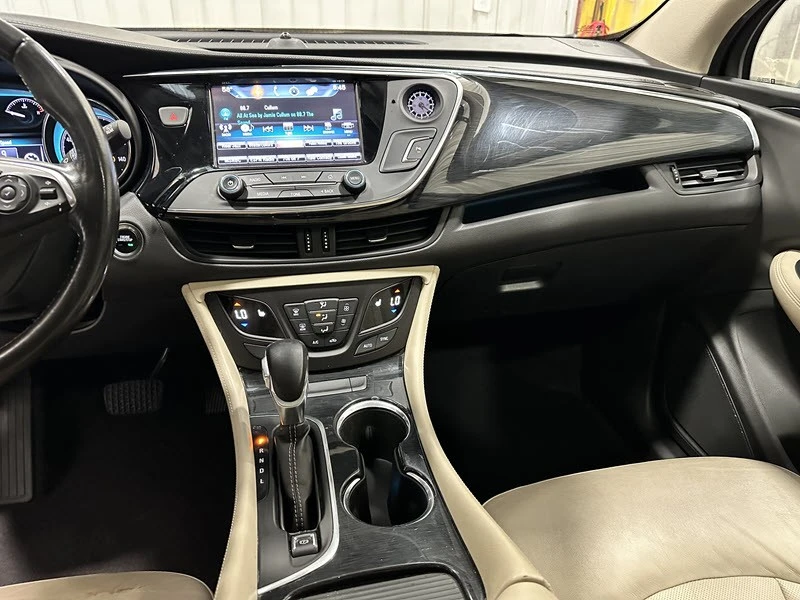 2017 Buick Envision - Image 9 of 24