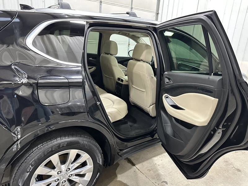 2017 Buick Envision - Image 16 of 24
