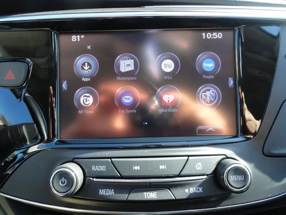 2017 Buick Envision - Image 12 of 20