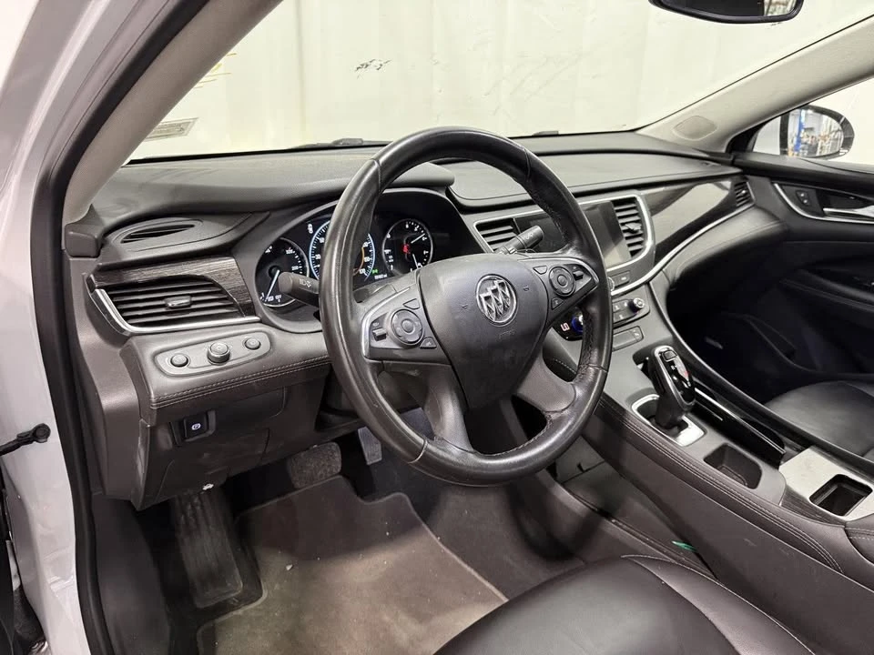 2017 Buick LaCrosse - Image 3 of 4