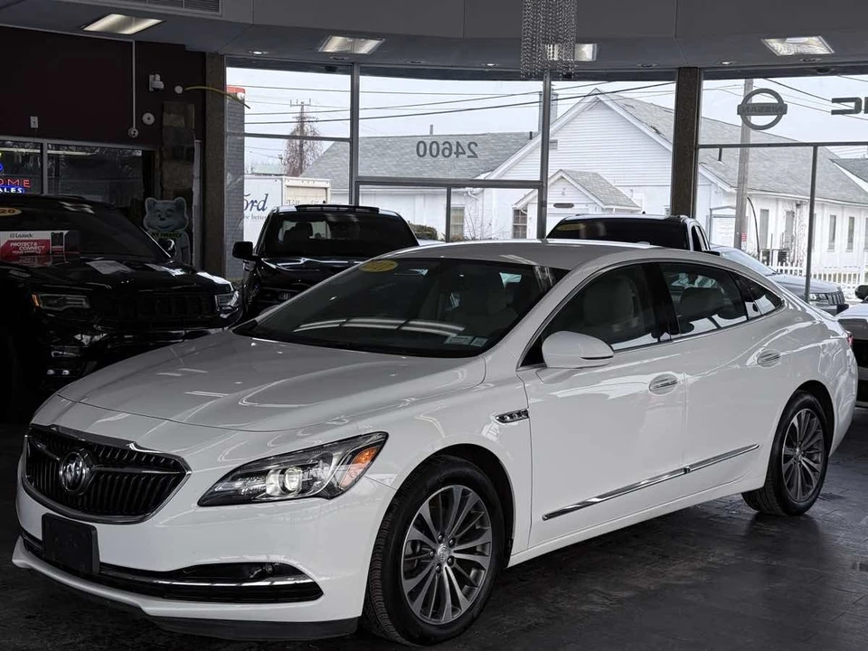 2017 Buick LaCrosse - Image 2 of 12