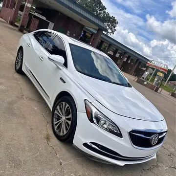 2017 Buick LaCrosse Essence Sedan 4D