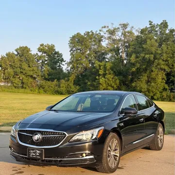 2017 Buick LaCrosse Essence Sedan 4D