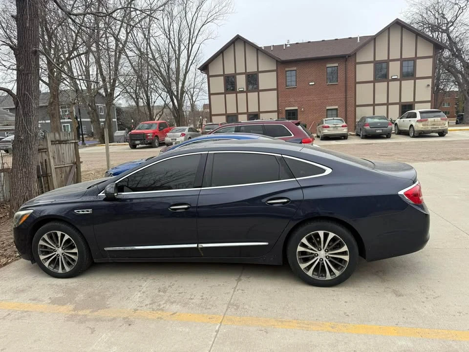 2017 Buick LaCrosse - Image 3 of 11